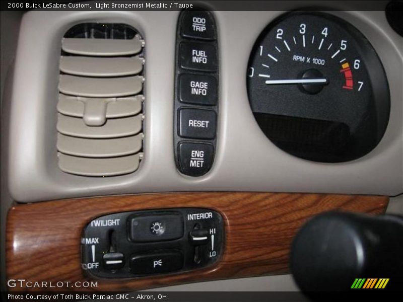 Light Bronzemist Metallic / Taupe 2000 Buick LeSabre Custom