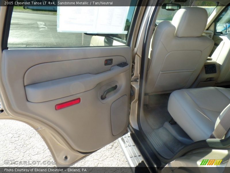 Sandstone Metallic / Tan/Neutral 2005 Chevrolet Tahoe LT 4x4