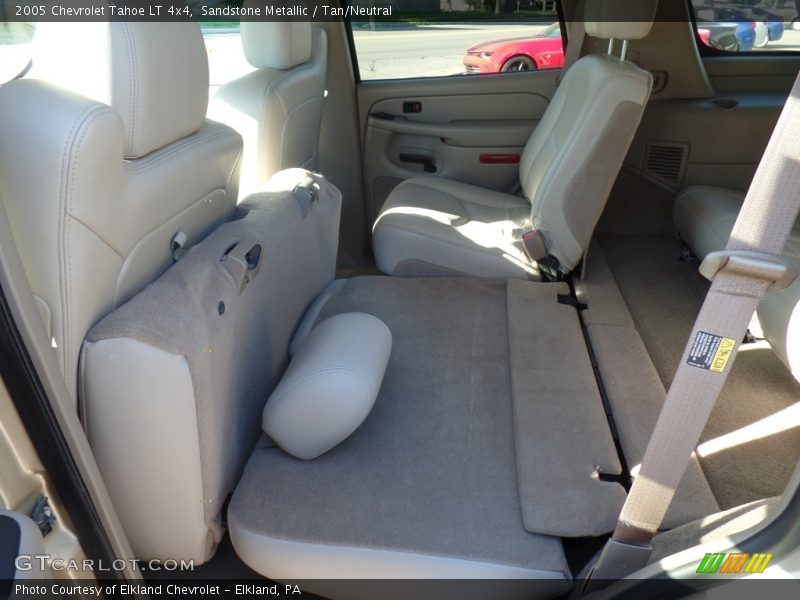 Sandstone Metallic / Tan/Neutral 2005 Chevrolet Tahoe LT 4x4