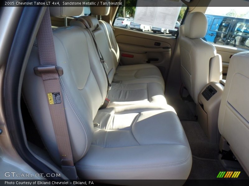 Sandstone Metallic / Tan/Neutral 2005 Chevrolet Tahoe LT 4x4