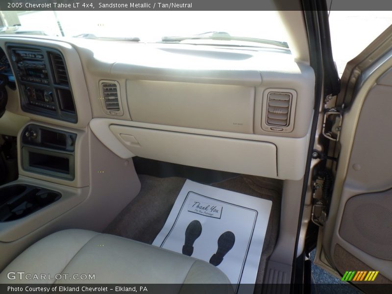 Sandstone Metallic / Tan/Neutral 2005 Chevrolet Tahoe LT 4x4