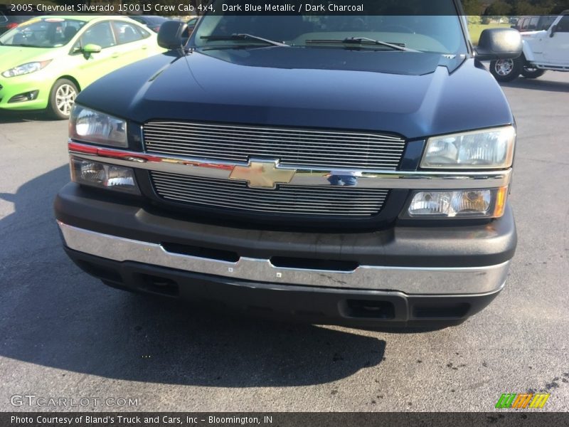 Dark Blue Metallic / Dark Charcoal 2005 Chevrolet Silverado 1500 LS Crew Cab 4x4