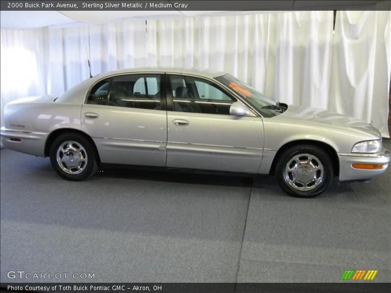 Sterling Silver Metallic / Medium Gray 2000 Buick Park Avenue