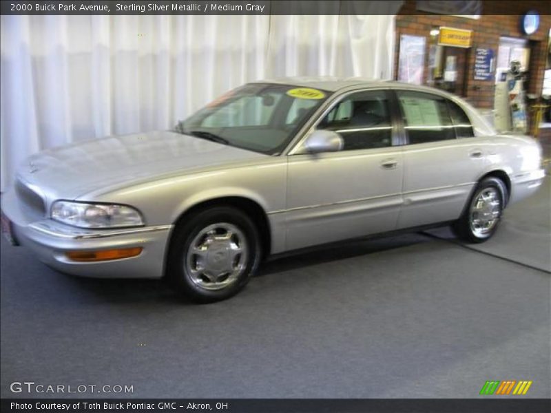 Sterling Silver Metallic / Medium Gray 2000 Buick Park Avenue