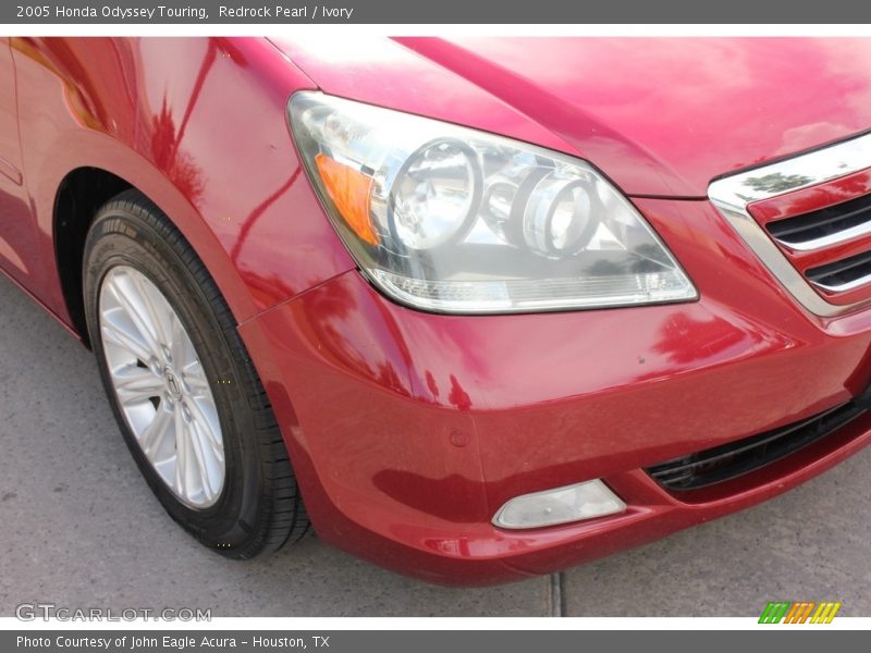 Redrock Pearl / Ivory 2005 Honda Odyssey Touring