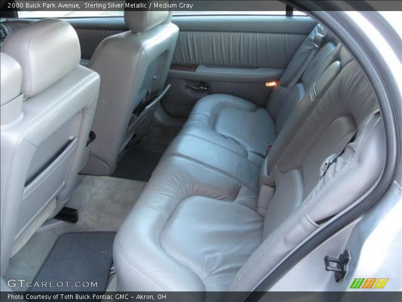 Sterling Silver Metallic / Medium Gray 2000 Buick Park Avenue