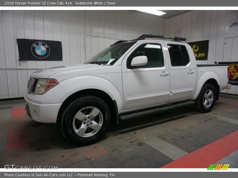Avalanche White / Steel 2006 Nissan Frontier LE Crew Cab 4x4