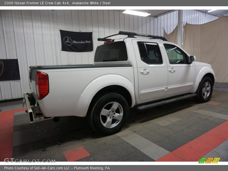 Avalanche White / Steel 2006 Nissan Frontier LE Crew Cab 4x4