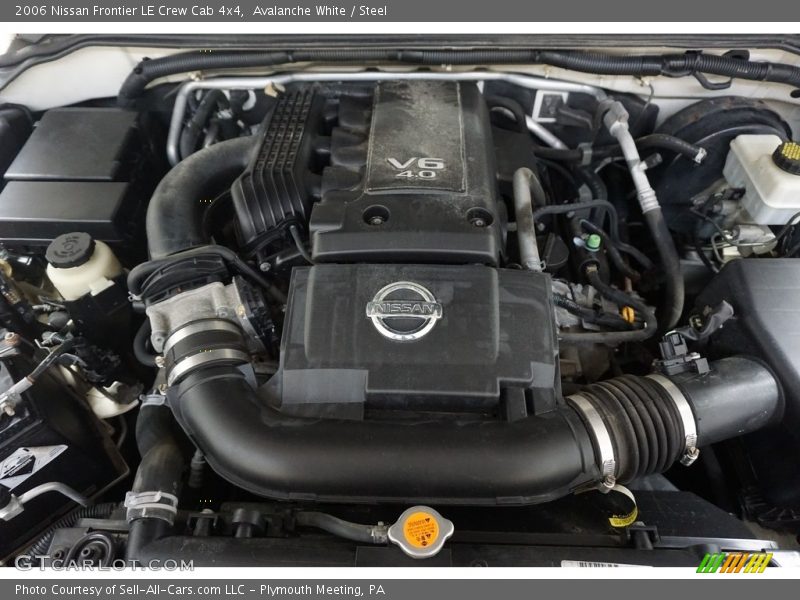 Avalanche White / Steel 2006 Nissan Frontier LE Crew Cab 4x4