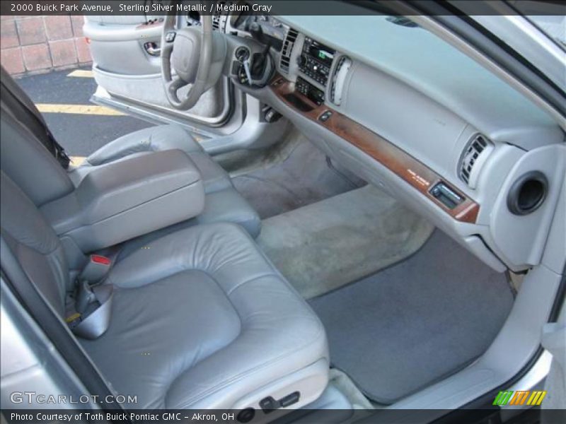 Sterling Silver Metallic / Medium Gray 2000 Buick Park Avenue