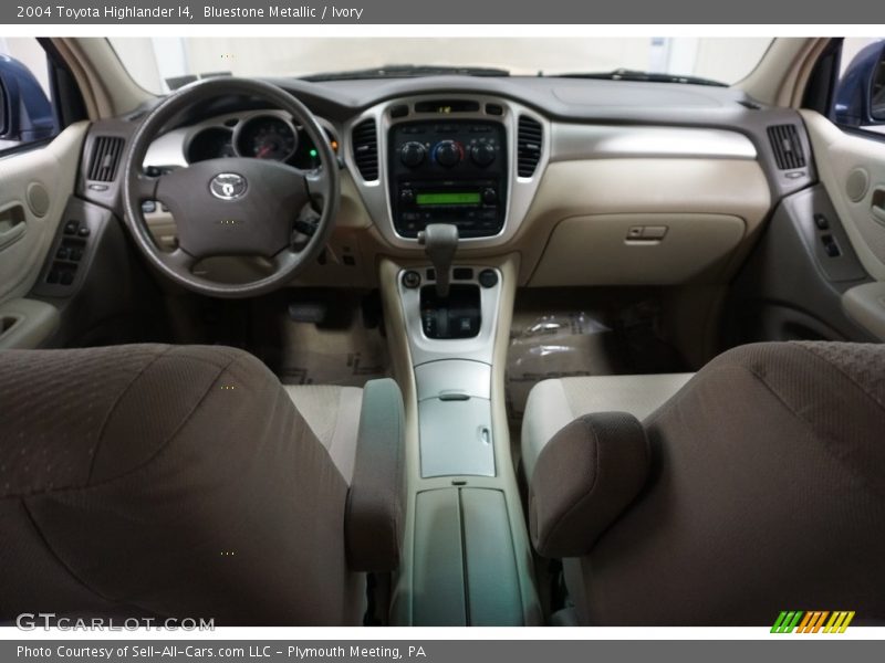 Bluestone Metallic / Ivory 2004 Toyota Highlander I4