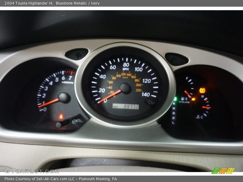 Bluestone Metallic / Ivory 2004 Toyota Highlander I4