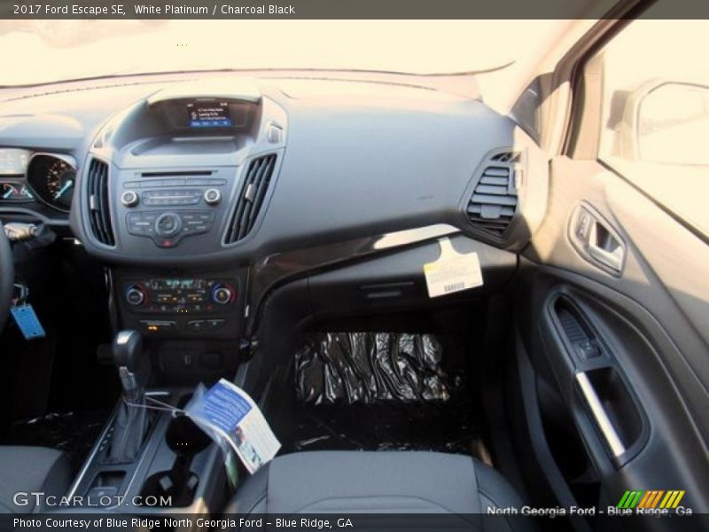 White Platinum / Charcoal Black 2017 Ford Escape SE