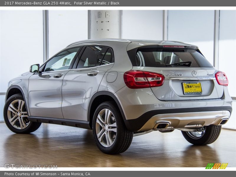 Polar Silver Metallic / Black 2017 Mercedes-Benz GLA 250 4Matic