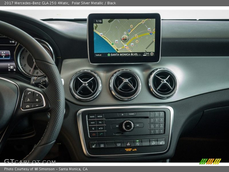 Controls of 2017 GLA 250 4Matic