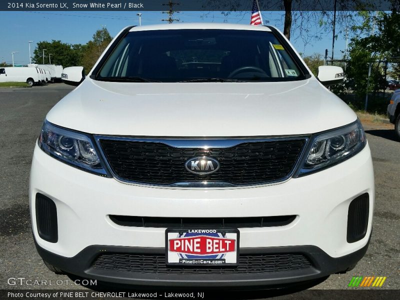Snow White Pearl / Black 2014 Kia Sorento LX
