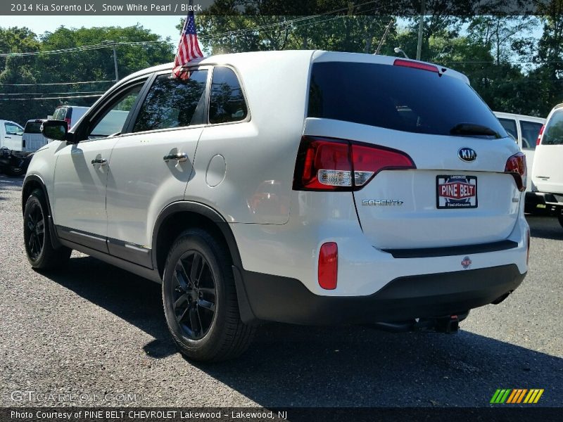 Snow White Pearl / Black 2014 Kia Sorento LX