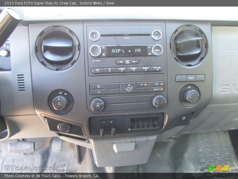 Oxford White / Steel 2013 Ford F250 Super Duty XL Crew Cab