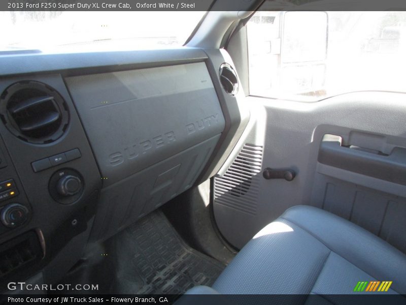 Oxford White / Steel 2013 Ford F250 Super Duty XL Crew Cab