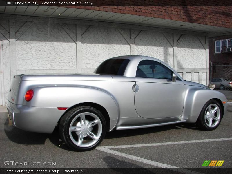 Ricochet Silver Metallic / Ebony 2004 Chevrolet SSR