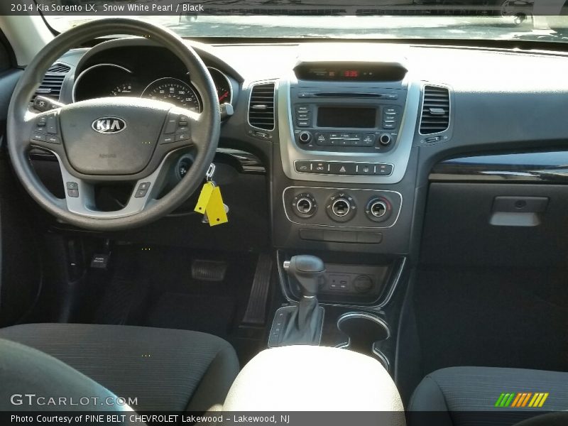 Snow White Pearl / Black 2014 Kia Sorento LX