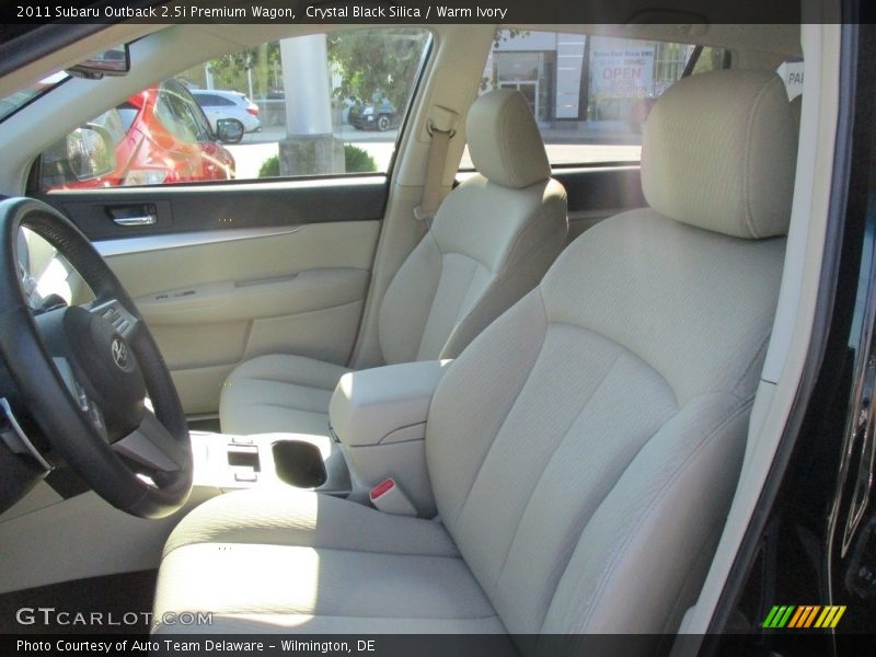 Crystal Black Silica / Warm Ivory 2011 Subaru Outback 2.5i Premium Wagon