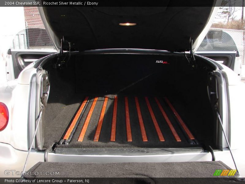 Ricochet Silver Metallic / Ebony 2004 Chevrolet SSR