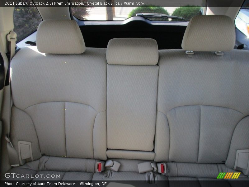 Crystal Black Silica / Warm Ivory 2011 Subaru Outback 2.5i Premium Wagon
