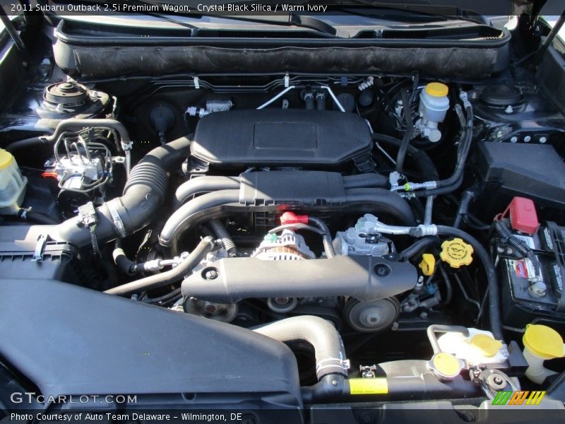 Crystal Black Silica / Warm Ivory 2011 Subaru Outback 2.5i Premium Wagon