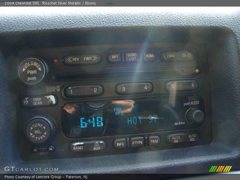 Ricochet Silver Metallic / Ebony 2004 Chevrolet SSR