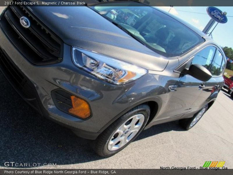 Magnetic / Charcoal Black 2017 Ford Escape S