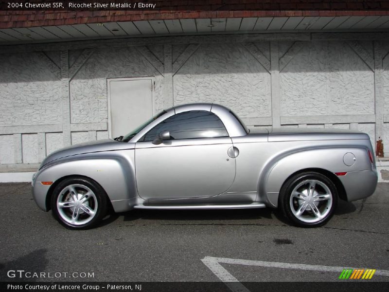 Ricochet Silver Metallic / Ebony 2004 Chevrolet SSR