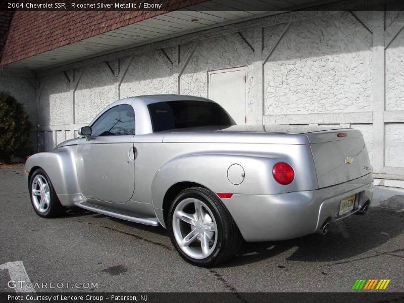 Ricochet Silver Metallic / Ebony 2004 Chevrolet SSR