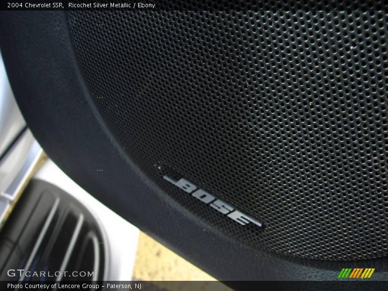 Ricochet Silver Metallic / Ebony 2004 Chevrolet SSR
