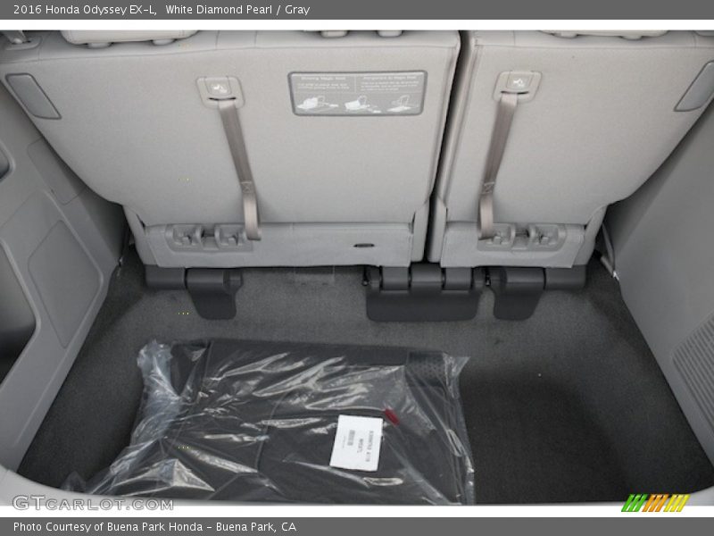 White Diamond Pearl / Gray 2016 Honda Odyssey EX-L