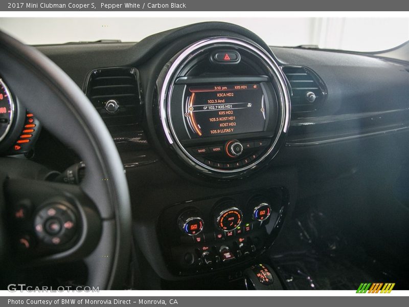 Pepper White / Carbon Black 2017 Mini Clubman Cooper S