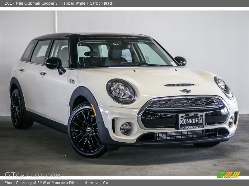 Pepper White / Carbon Black 2017 Mini Clubman Cooper S