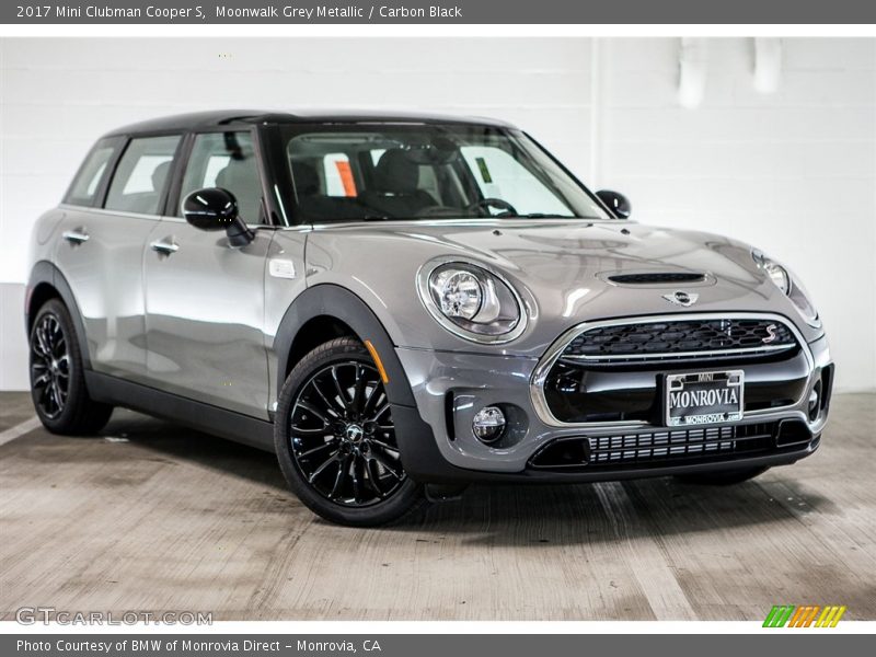 Front 3/4 View of 2017 Clubman Cooper S