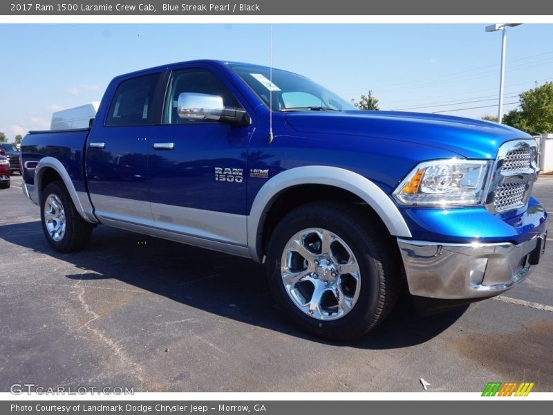 Front 3/4 View of 2017 1500 Laramie Crew Cab