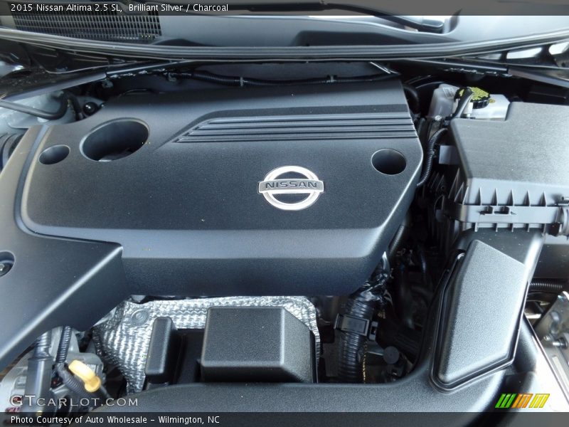 Brilliant Silver / Charcoal 2015 Nissan Altima 2.5 SL