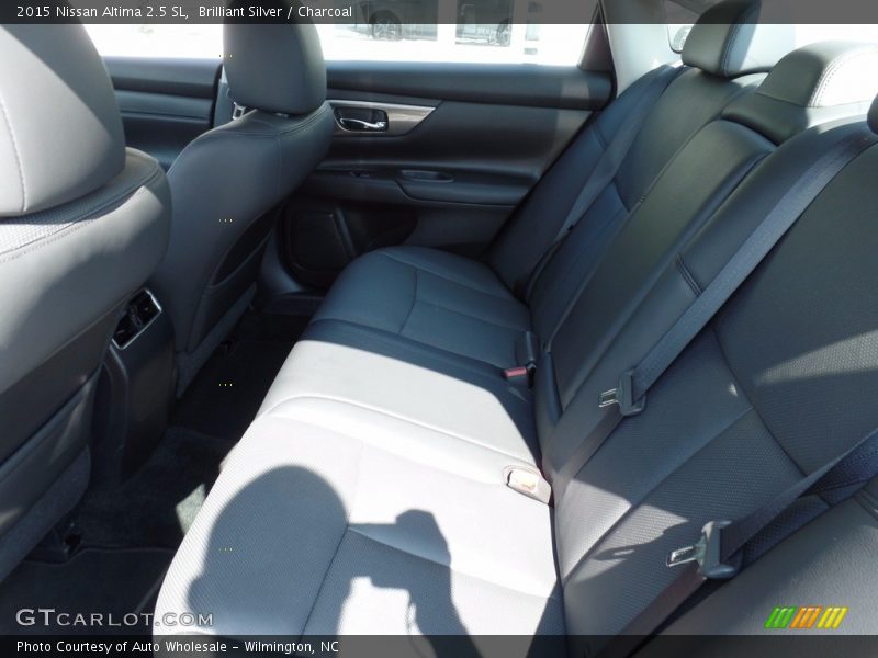 Brilliant Silver / Charcoal 2015 Nissan Altima 2.5 SL