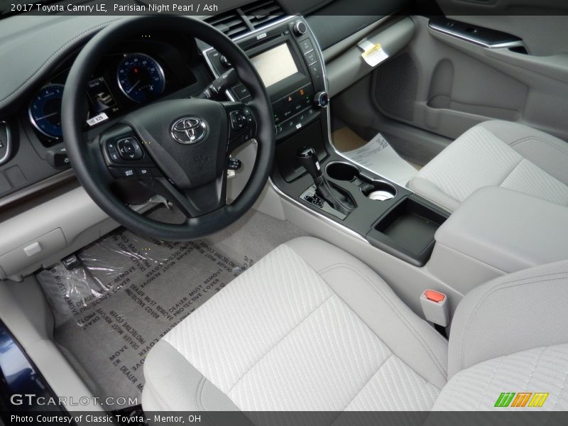 Parisian Night Pearl / Ash 2017 Toyota Camry LE