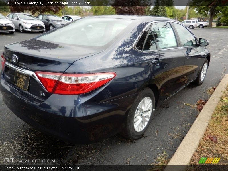 Parisian Night Pearl / Black 2017 Toyota Camry LE