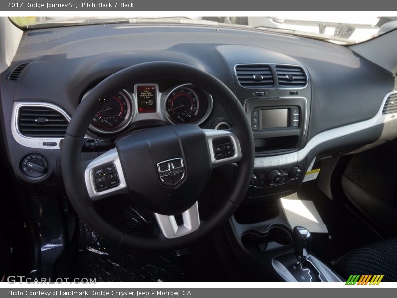Pitch Black / Black 2017 Dodge Journey SE