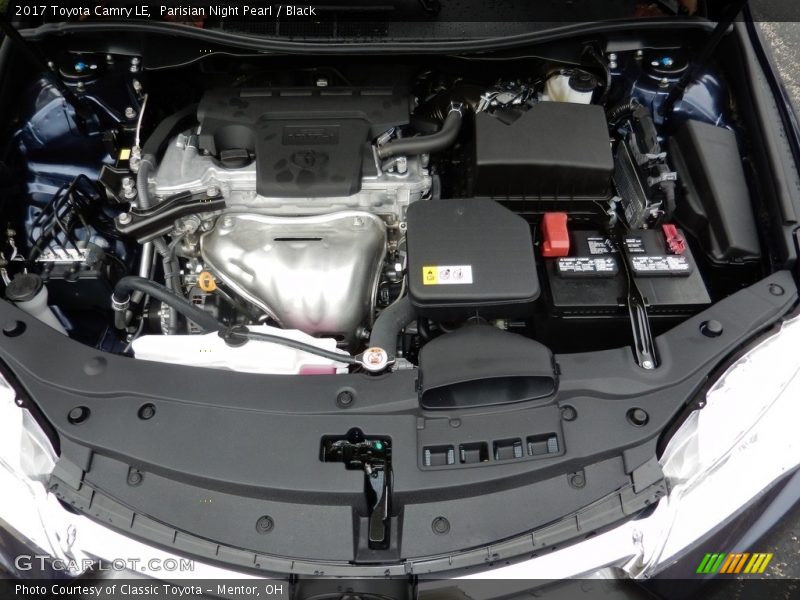 Parisian Night Pearl / Black 2017 Toyota Camry LE