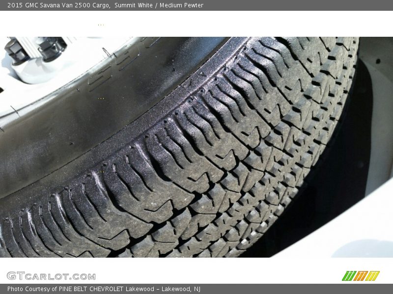 Summit White / Medium Pewter 2015 GMC Savana Van 2500 Cargo