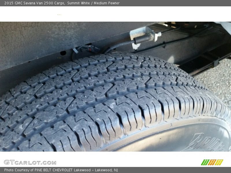 Summit White / Medium Pewter 2015 GMC Savana Van 2500 Cargo