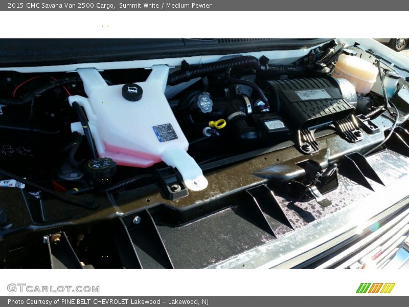 Summit White / Medium Pewter 2015 GMC Savana Van 2500 Cargo