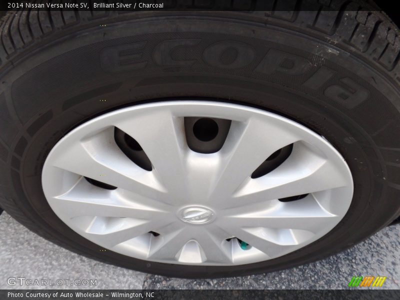Brilliant Silver / Charcoal 2014 Nissan Versa Note SV