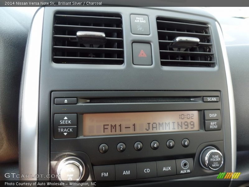 Brilliant Silver / Charcoal 2014 Nissan Versa Note SV